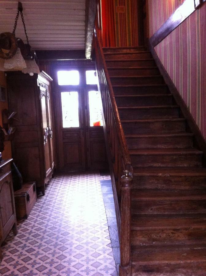 La Ferme Des Vignes Bed & Breakfast Hotot-en-Auge Ngoại thất bức ảnh